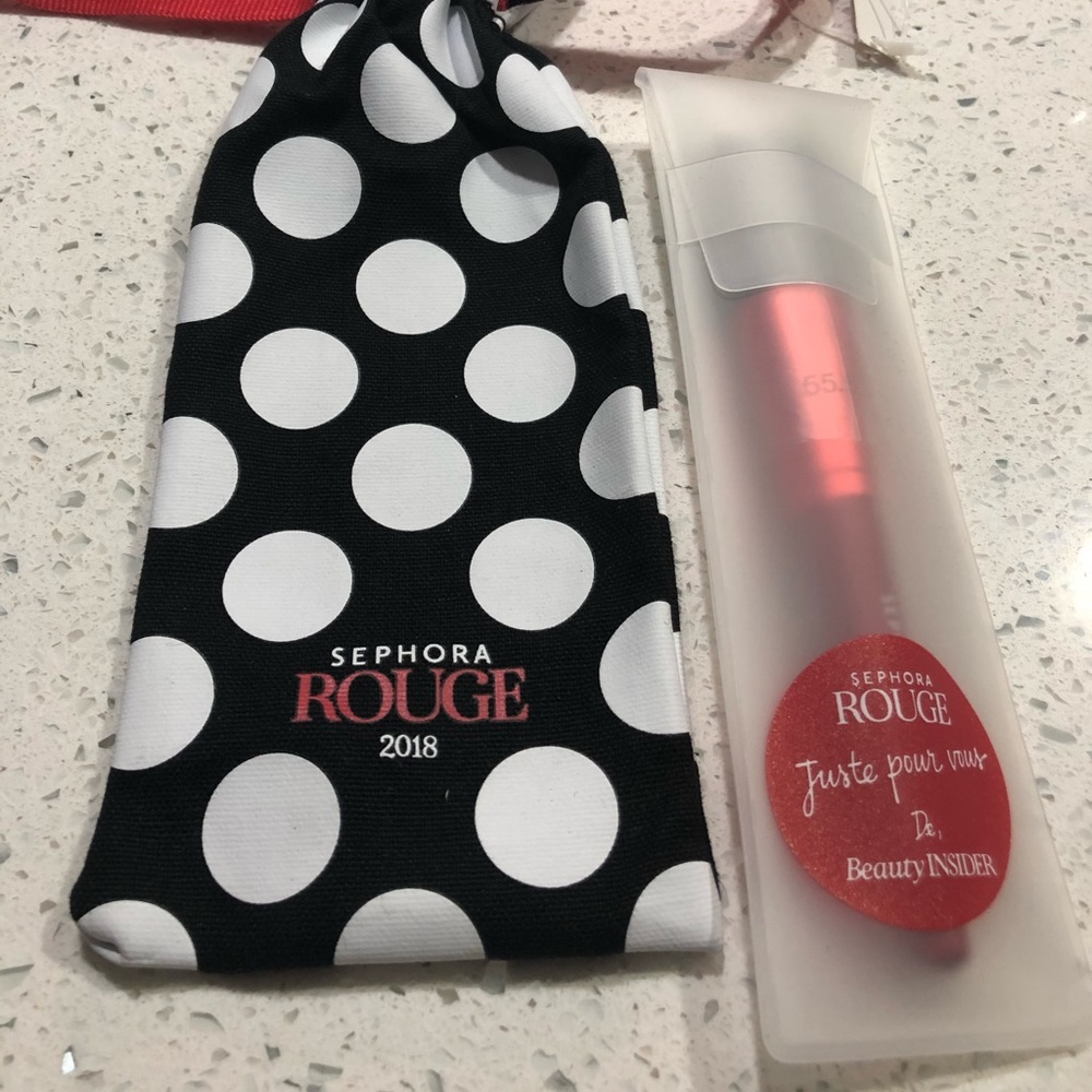 makeup brush